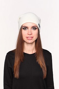 Красивая женская шапка